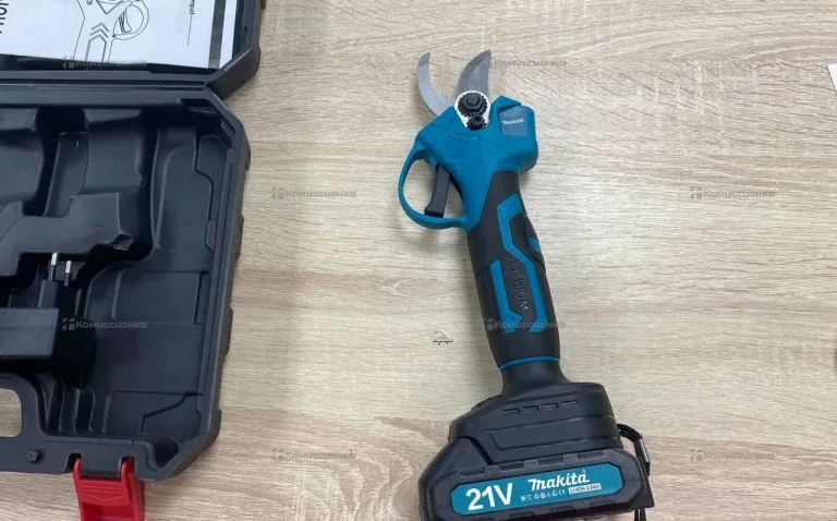 Аккумуляторный Секатор Makita (rep)