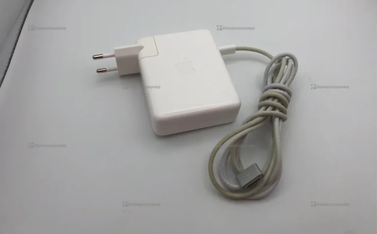 Зарядное устройство Apple 140w + кабель.