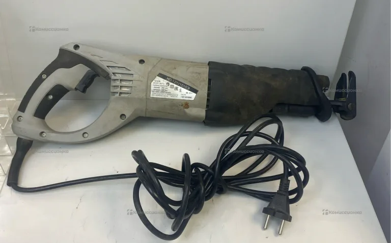 Пила Интерскол НП-120/1010Э