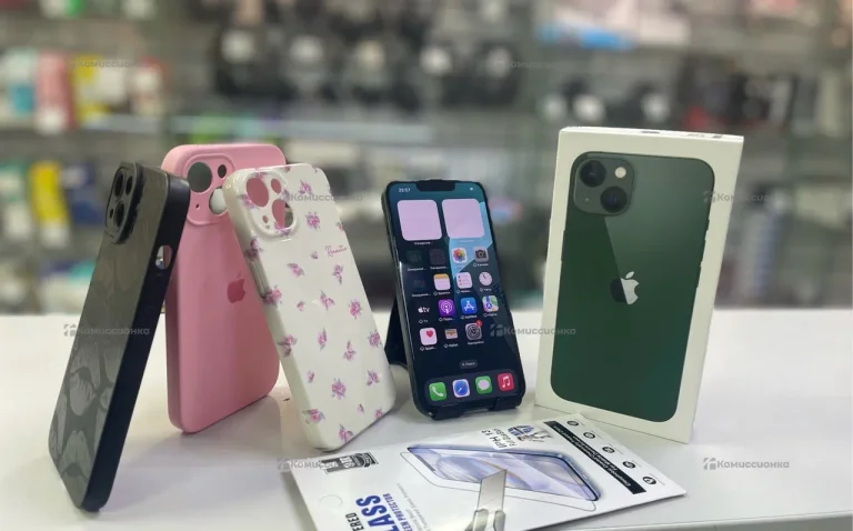 Apple iPhone 13 4/128 ГБ