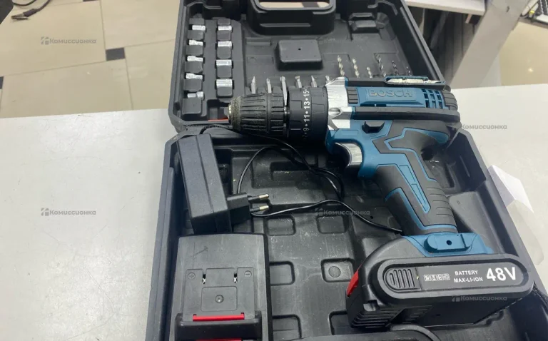 Шуруповерт Bosch реплика.