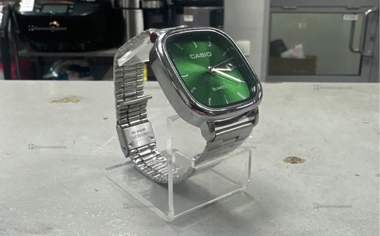 Часы  Casio