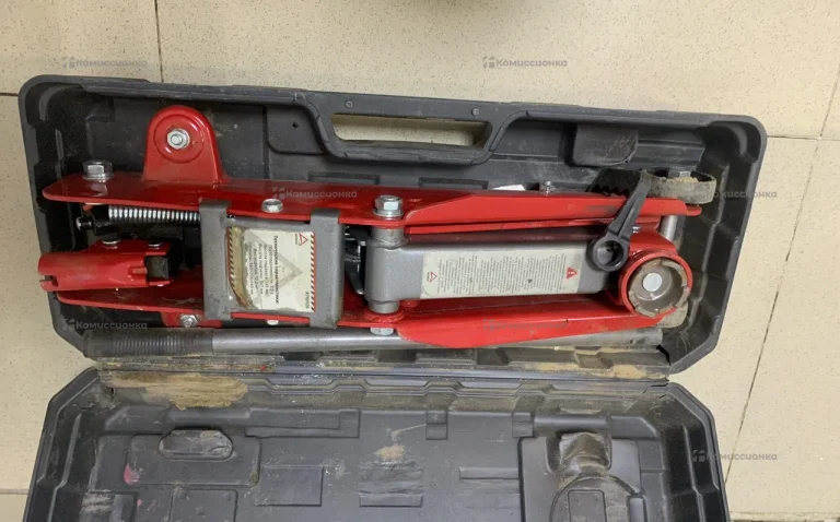 Домкрат подкатной arnezi r7101126