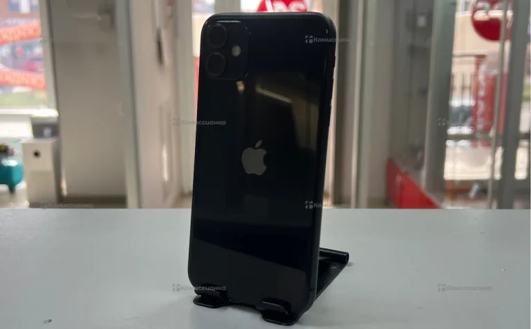 Apple iPhone 11 4/64 ГБ
