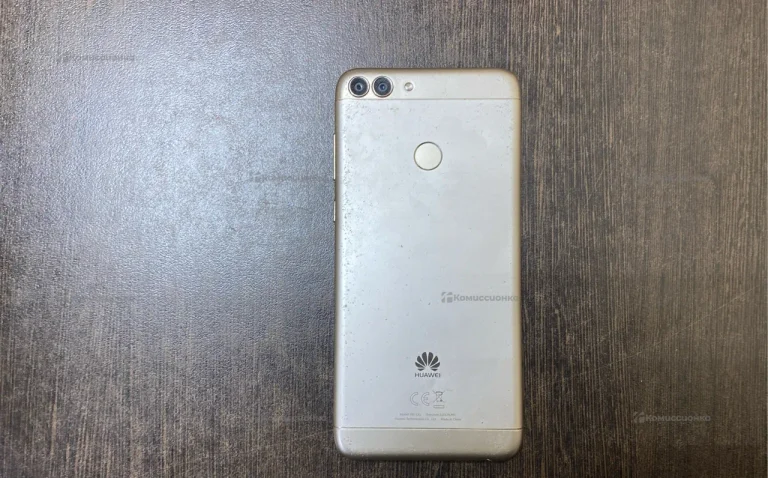 Huawei P Smart 3/32 ГБ.