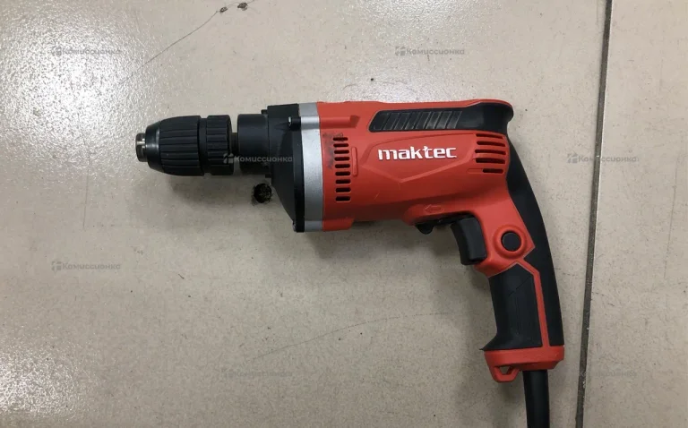 Дрель Maktec MT815