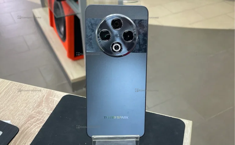 Tecno Spark 30 8/128 ГБ
