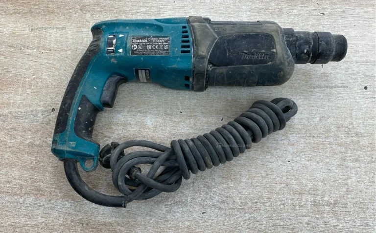 Перфоратор makita HR2470