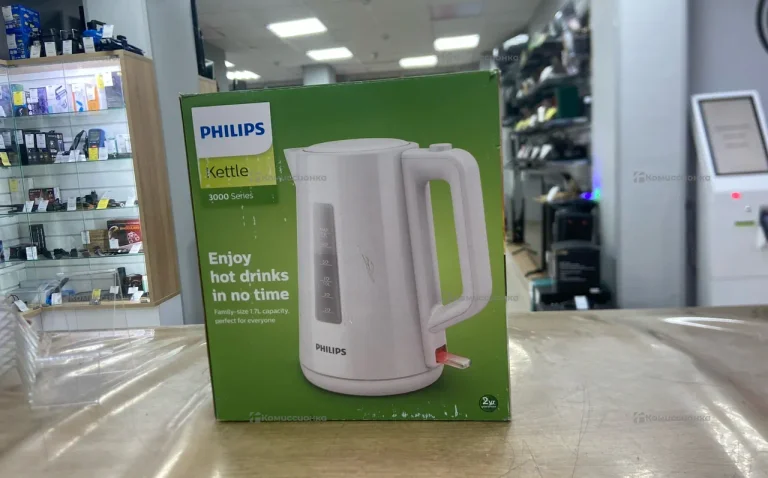 Чайник Philips HD9318