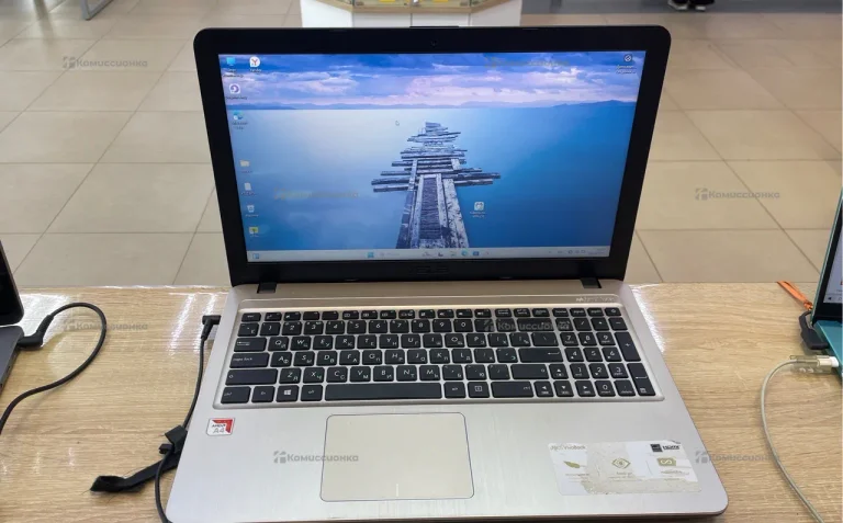 Ноутбук asus x540BA