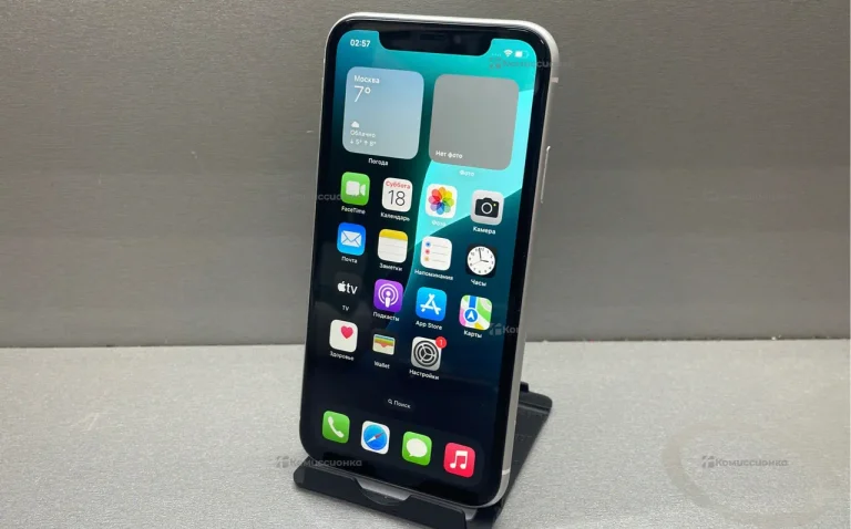 Apple iPhone XR 3/64 ГБ