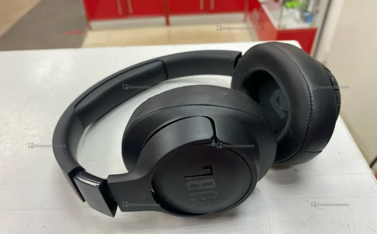 Наушники  JBL TUNE 770NC
