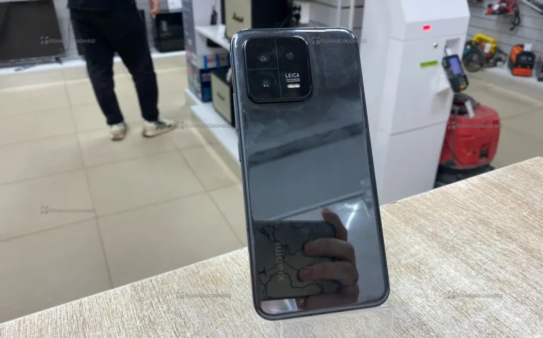Xiaomi 13 12/512 ГБ