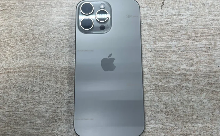 Apple iPhone 16 Pro Max 8/256 ГБ