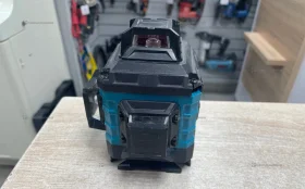 Лазерный уровень Makita реплика