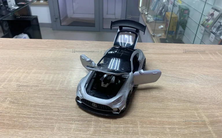 Машинка Mercedes gt