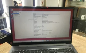 Ноутбук  LENOVO 82YU