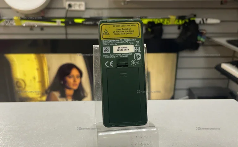 Лазерный дальномер Bosch UniversalDistance 50