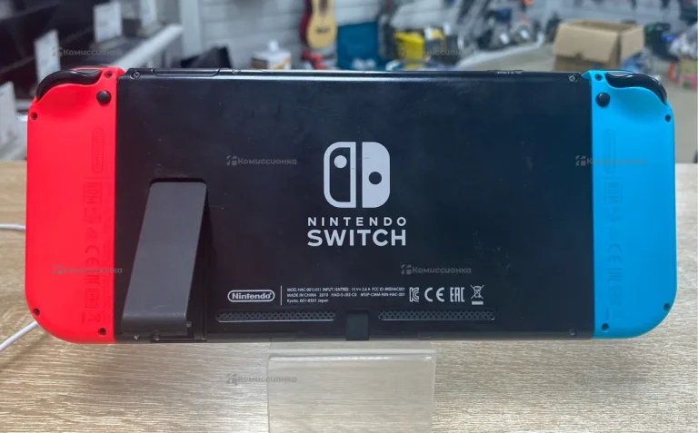 Приставка nintendo switch HAC 001(01)
