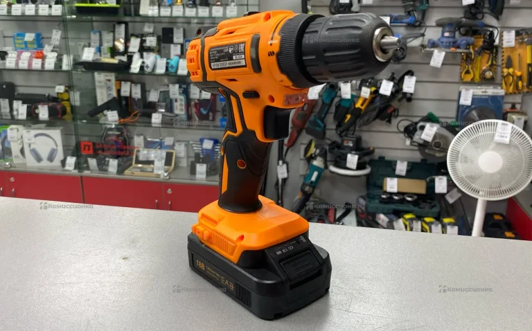Аккумуляторная дрель-шуруповерт ВИХРЬ ДА-18Л-2КА