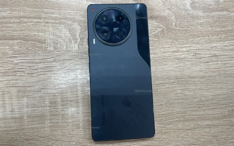 Tecno Camon 30 8/256 ГБ