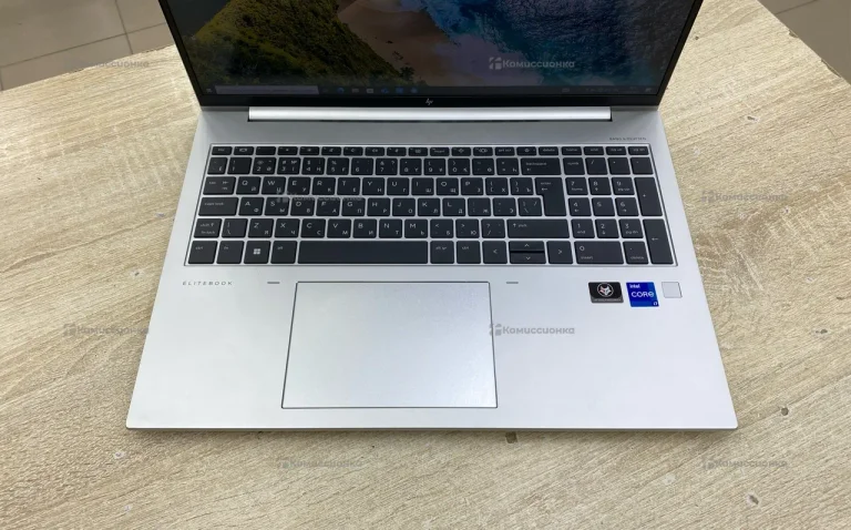 Ноутбук  HP EliteBook 860 16 inch G9