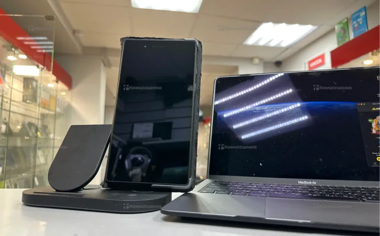 Планшет Lenovo Tab 4 TB-7304F 16Gb