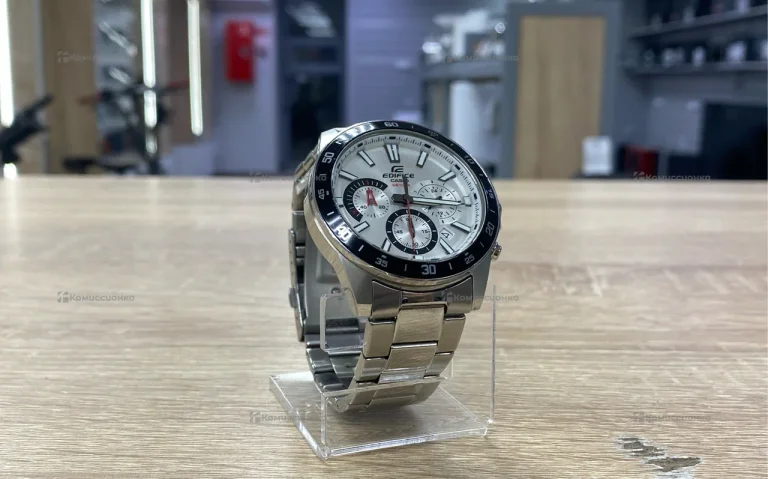 Часы  casio efv-570