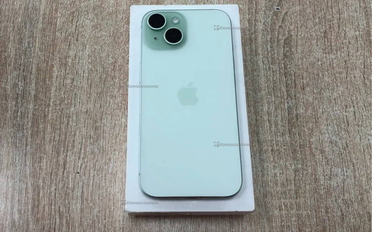Apple iPhone 15 6/128 ГБ