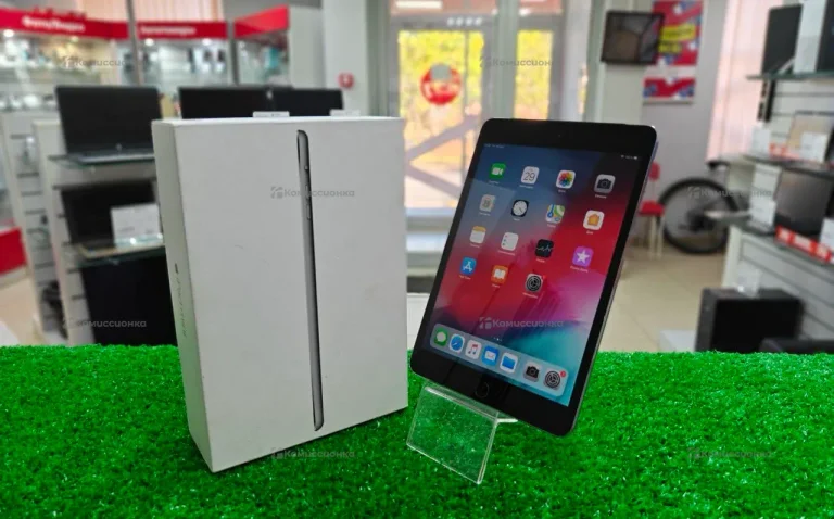 Apple iPad mini 3 64Gb Wi-Fi + Cellular