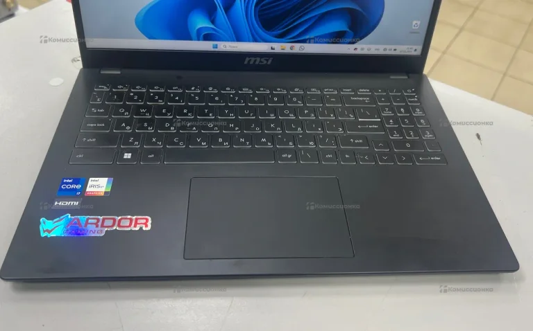 Ноутбук  MSI 15B12M