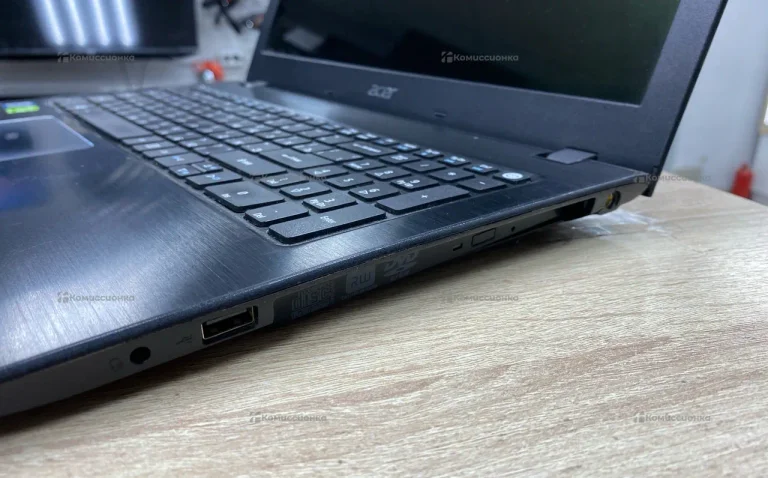 Ноутбук Acer Aspire E5-576 i3-6006