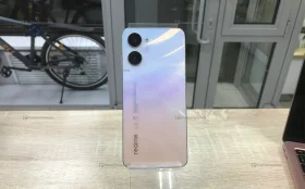 Realme 10 4/128 ГБ