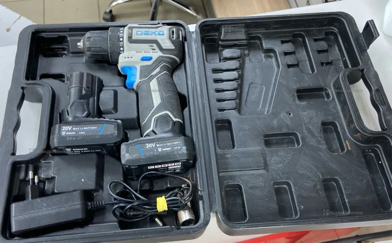 Дрель-шуруповерт Sharker 20V pro bmc 2x2