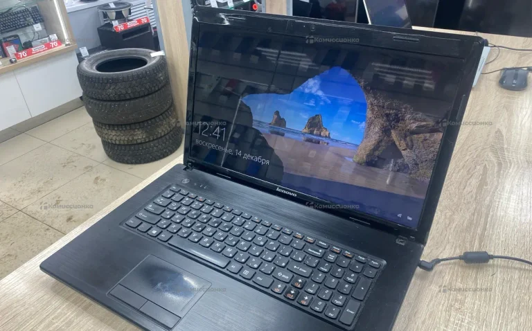 Ноутбук  Lenovo