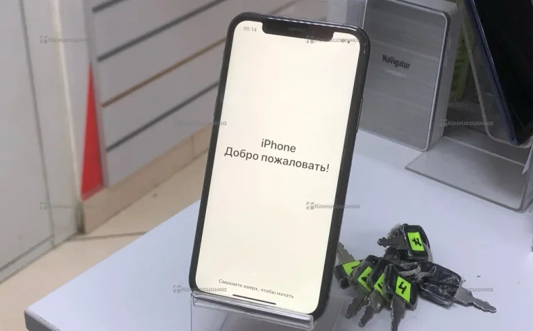 Apple iPhone XS 4/64 ГБ