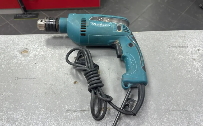 Дрель makita HP1640