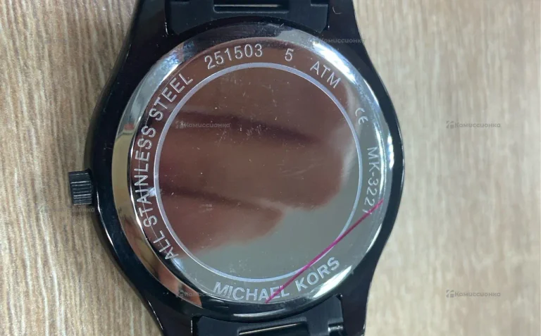 Часы  Michael Kors