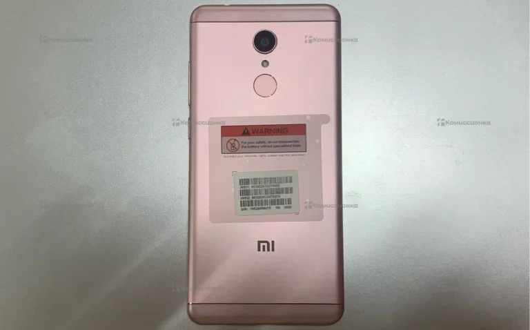 Xiaomi Redmi 5 3/32 ГБ
