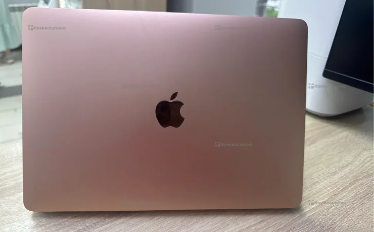 Ноутбук MacBook m1 2020