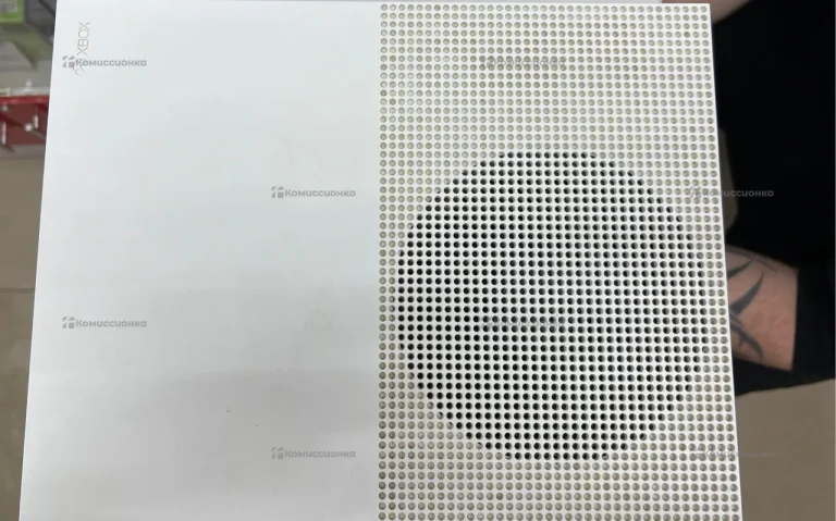 Приставка Xbox one s 1tb Приставка Xbox one s 1tb