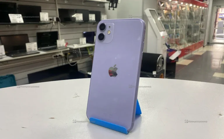 Apple iPhone 11 4/128 ГБ