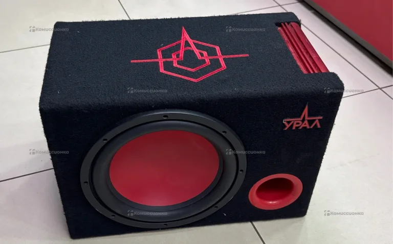 Сабвуфер  УРАЛ АС-У12А