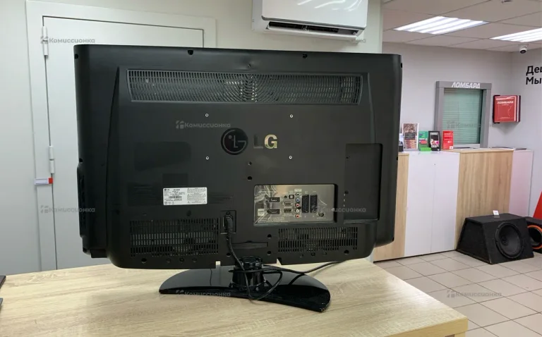 Телевизор LG 32LD320
