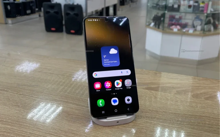 Samsung Galaxy S22 8/256 ГБ