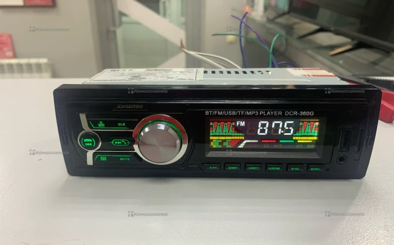 Автомагнитола  digma dcr360g
