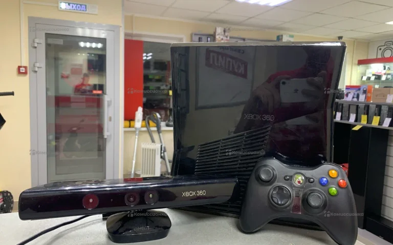 Приставка Xbox 360 s + Kinect