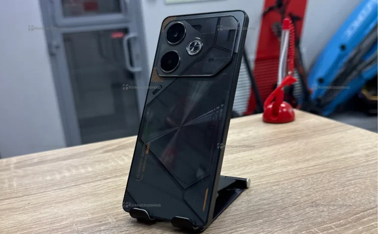 Tecno Pova 6 8/128 ГБ