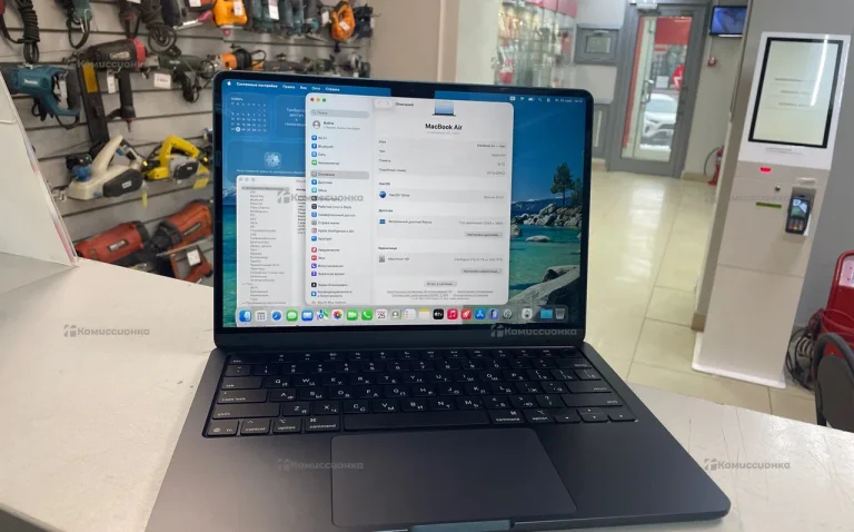 Ноутбук  MacBook Air m4 16/256gb