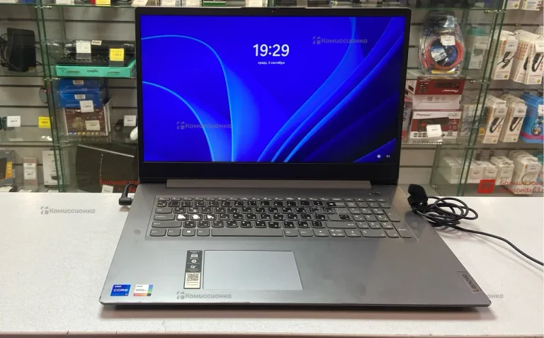 Ноутбук  Lenovo